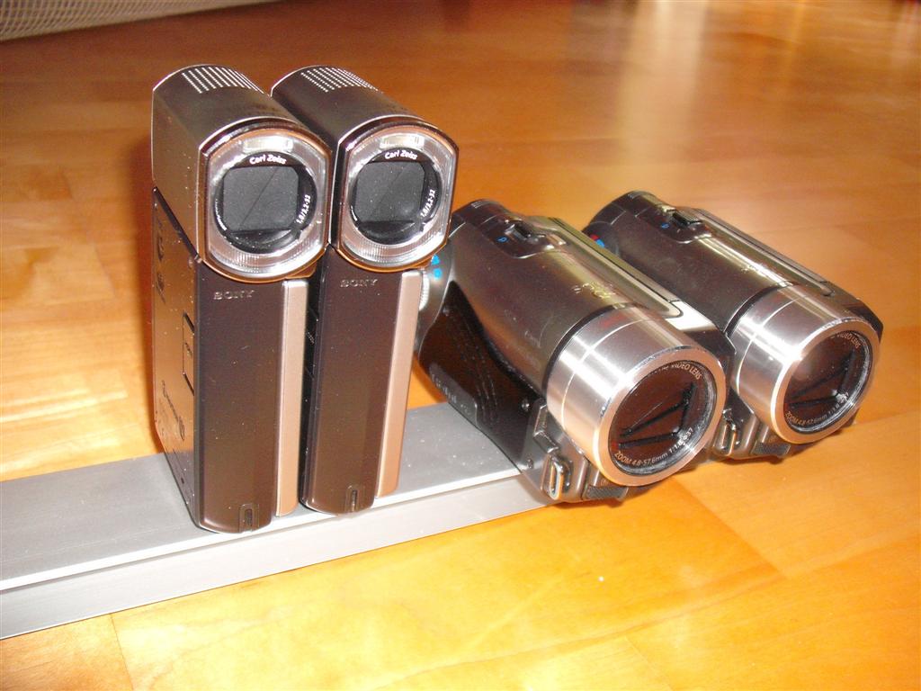 QUAD_3D_cam_mit_canon_hf100_und_Sony_hdr tg3_aufschiene